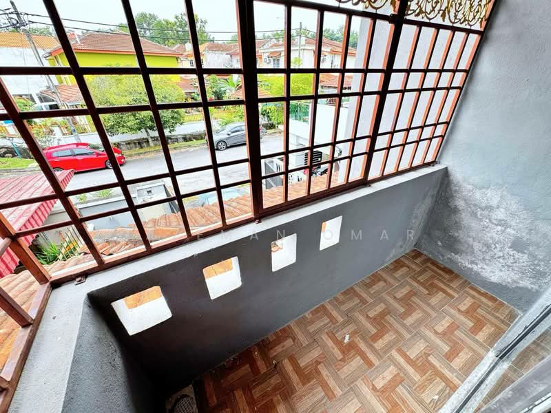 2-storey Terraced House for Sale in Bangi (Selangor) - Hazeman Omar - Balcony - PropertyGuru.com.my