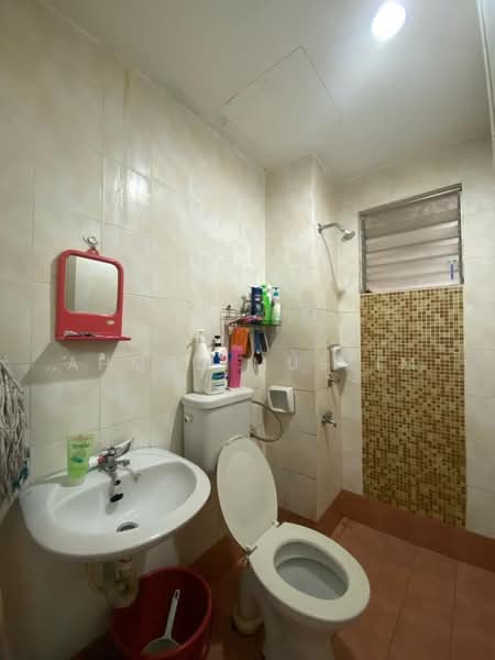 Apartment for Sale at The Lumayan Apartment - Ahmad Muslim - Bathroom - PropertyGuru.com.my