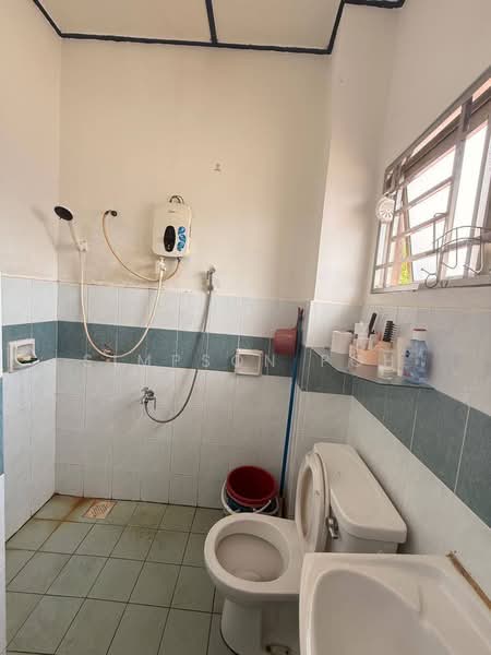 2-storey Terraced House for Sale in Bukit Indah (Iskandar Puteri (Nusajaya)) - Simpson Poh - Bathroom - PropertyGuru.com.my