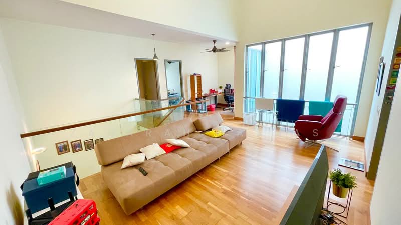 3-storey Terraced House for Sale in Symphony Hills (Cyberjaya) - Zaharah Hasnas - Living Room - PropertyGuru.com.my