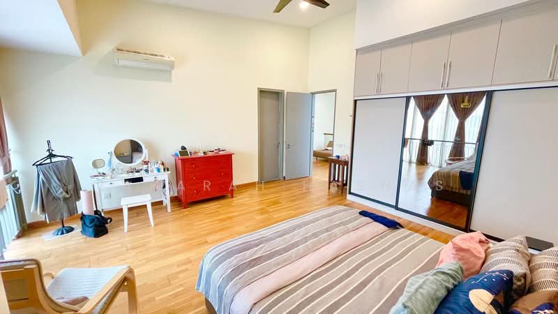 3-storey Terraced House for Sale in Symphony Hills (Cyberjaya) - Zaharah Hasnas - Bedroom - PropertyGuru.com.my