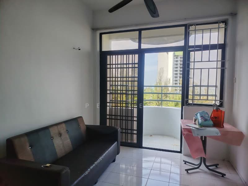 Kondominium untuk Dijual di Ferringhi Delima Condominium - Pen Teo - Living Room - PropertyGuru.com.my