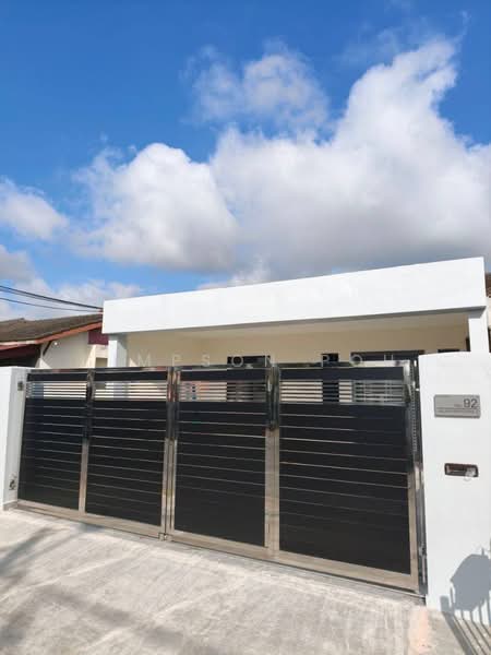 1-storey Terraced House for Sale in Taman Ungku Tun Aminah (Skudai) - Simpson Poh - Exterior - PropertyGuru.com.my