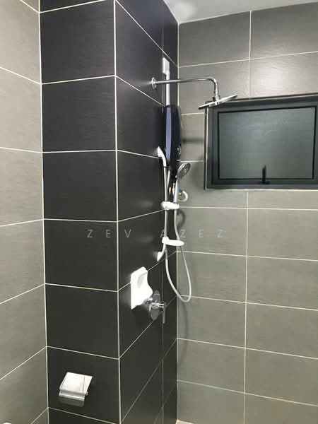 The Henge untuk Untuk Disewa - RM 1,700 /bulan, Feb 2026 - Bathroom - PropertyGuru.com.my