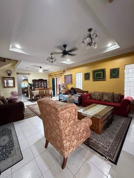 2-storey Terraced House for Sale in Taman Impian Emas (Skudai) - Simpson Poh - Living Room - PropertyGuru.com.my