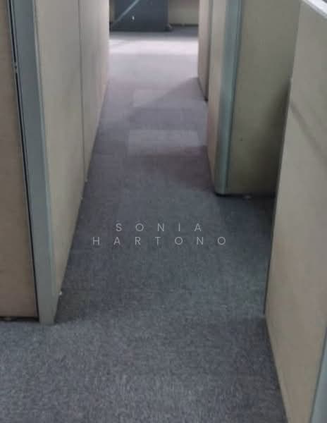 Office for Rent in Mont Kiara (Kuala Lumpur) - Sonia Hartono - Corridor - PropertyGuru.com.my