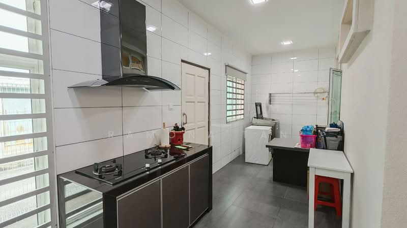 Ayer Leleh untuk Untuk Dijual - RM 1,020,000, Feb 2026 - Kitchen - PropertyGuru.com.my