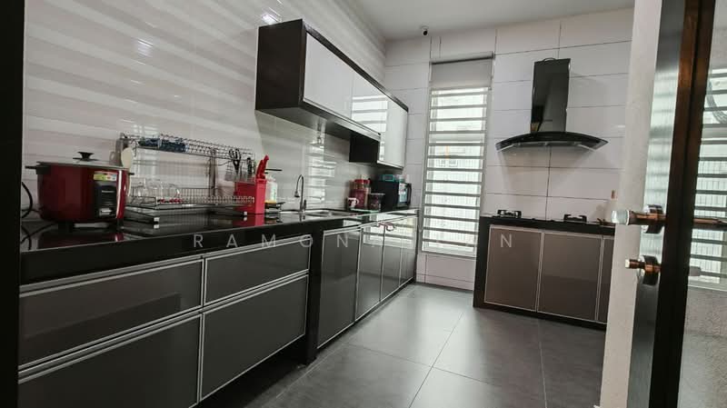 Ayer Leleh untuk Untuk Dijual - RM 1,020,000, Feb 2026 - Kitchen - PropertyGuru.com.my