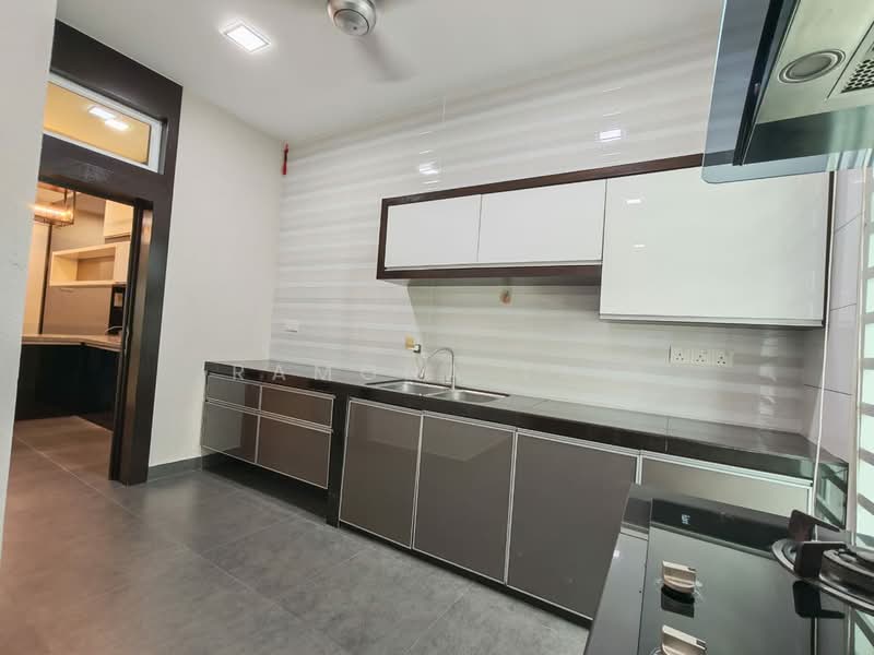 2.5-storey Terraced House for Sale in Ayer Leleh (Melaka City) - Ramona Tan - Kitchen - PropertyGuru.com.my