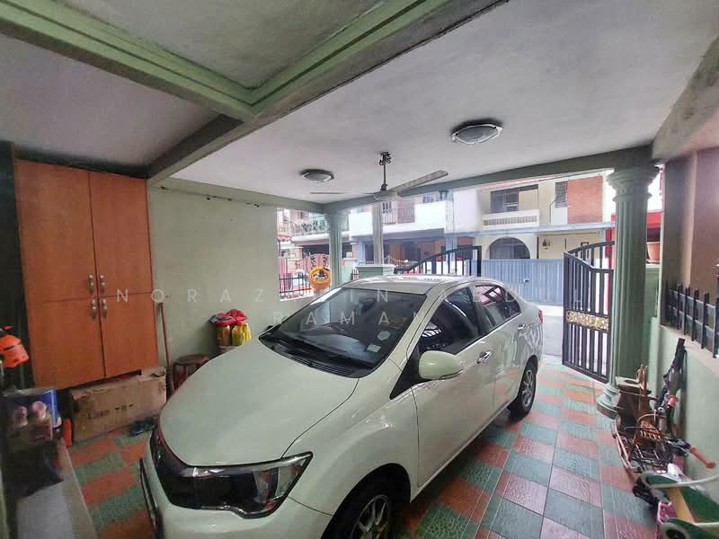 Taman Koperasi Polis Fasa 2 untuk Untuk Dijual - RM 519,000, Feb 2026 - Car Park - PropertyGuru.com.my