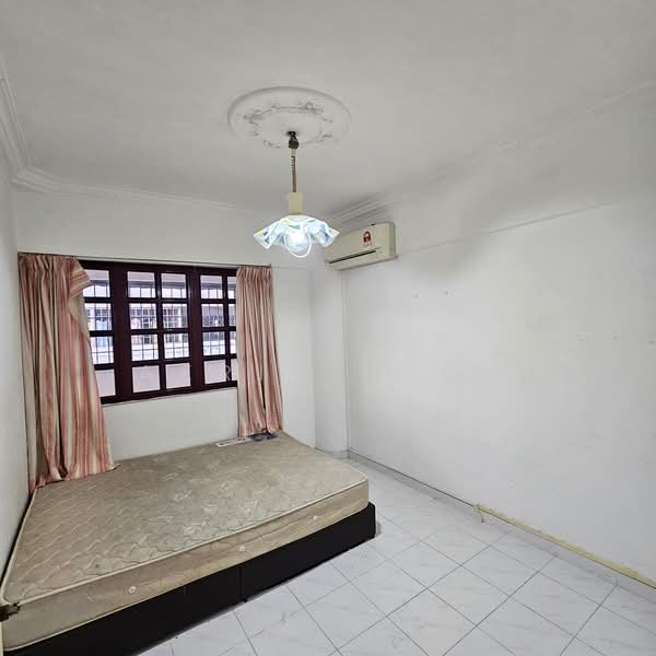 Apartment for Sale at Grandeur Tower - Aeris Heng - Bedroom - PropertyGuru.com.my
