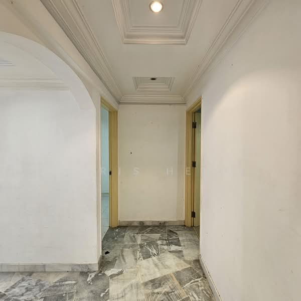 Apartment for Sale at Grandeur Tower - Aeris Heng - Corridor - PropertyGuru.com.my