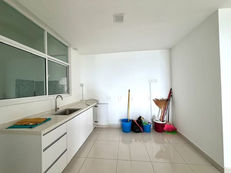Skyridge Garden untuk Untuk Disewa - RM 2,400 /bulan, Feb 2026 - Kitchen - PropertyGuru.com.my