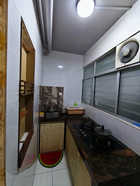 Apartment for Rent at Jalilmas - Zev Azez - Kitchen - PropertyGuru.com.my