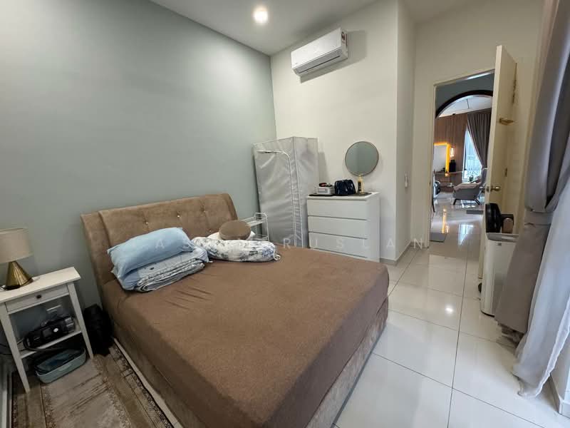 Cluster House for Sale in Eco Majestic (Semenyih) - Tasya Ruslan - Bedroom - PropertyGuru.com.my