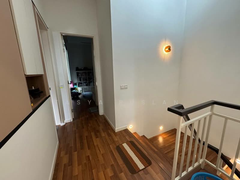 Cluster House for Sale in Eco Majestic (Semenyih) - Tasya Ruslan - Corridor - PropertyGuru.com.my