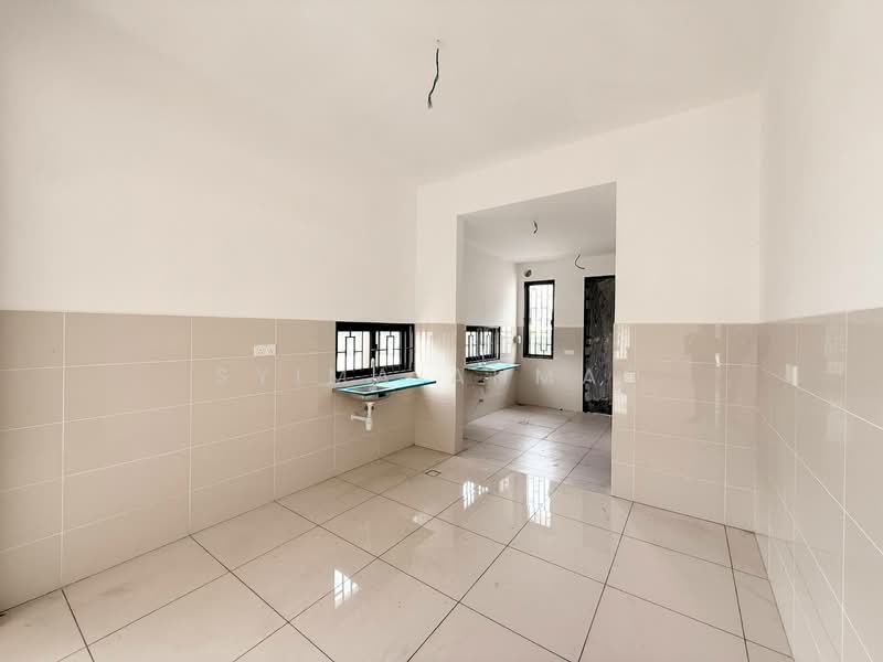 Freehold Corner Double Storey Elmina Green Three (3), Shah Alam untuk Untuk Dijual - RM 1,320,000, Feb 2026 - Kitchen - PropertyGuru.com.my
