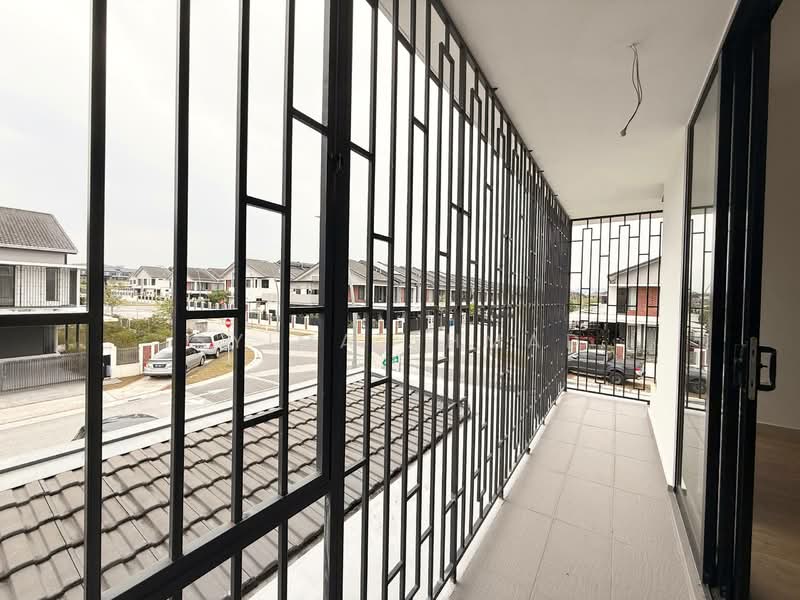 Freehold Corner Double Storey Elmina Green Three (3), Shah Alam untuk Untuk Dijual - RM 1,320,000, Feb 2026 - Balcony - PropertyGuru.com.my