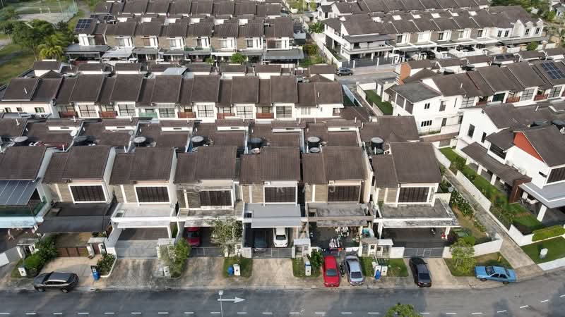 2-storey Terraced House for Sale in Denai Alam (Shah Alam) - Loharaj . - PropertyGuru.com.my