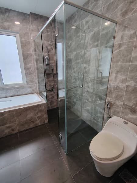 Condominium for Rent at Seri Puteri Hills Town Villa & Condominium - Jeffrey Yap - Bathroom - PropertyGuru.com.my