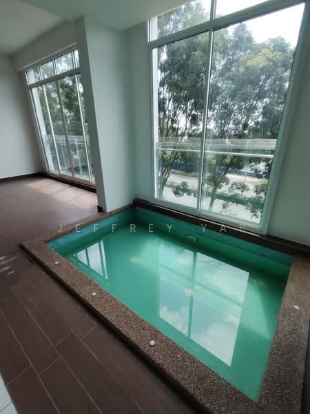Condominium for Rent at Seri Puteri Hills Town Villa & Condominium - Jeffrey Yap - Pool - PropertyGuru.com.my