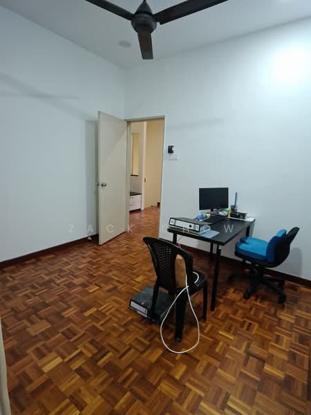2-storey Terraced House for Sale in Bandar Kulai (Kulai) - Zack Chow - Study - PropertyGuru.com.my