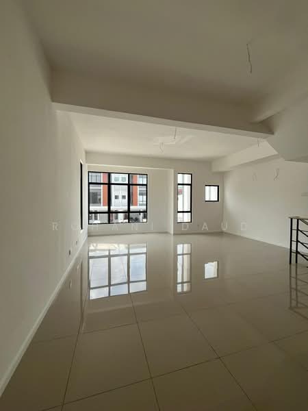 Townhouse Taman Akasia SEMENYIH untuk Untuk Disewa - RM 1,600 /bulan, Feb 2026 - Interior - PropertyGuru.com.my