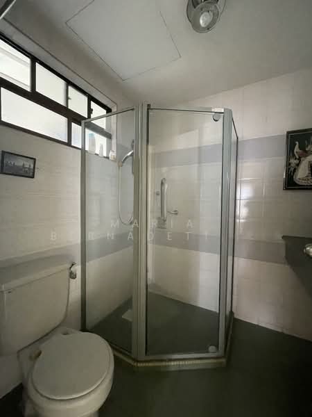 Condominium for Sale at Robson Condominium - Maria Bernadette Tan - 2nd Bathroom - PropertyGuru.com.my