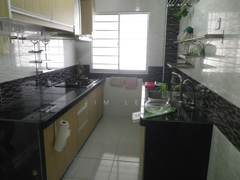Townhouse for Rent in Batu Caves (Selangor) - Jim Lee - Kitchen - PropertyGuru.com.my