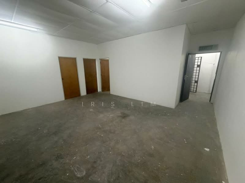 Factory for Rent in Taman Tan Sri Yaacob (Johor Bahru) - Iris Lim - Interior - PropertyGuru.com.my