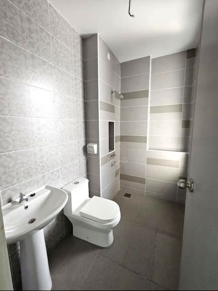 Taman Mutiara Rini untuk Untuk Dijual - RM 799,000, Feb 2026 - Bathroom - PropertyGuru.com.my