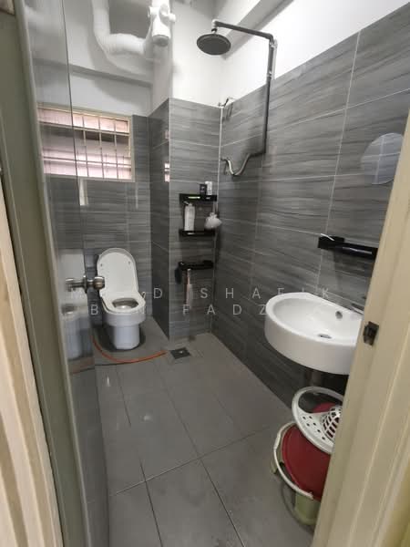 Pandan Heights Condominium untuk Untuk Disewa - RM 1,300 /bulan, Feb 2026 - Bathroom - PropertyGuru.com.my