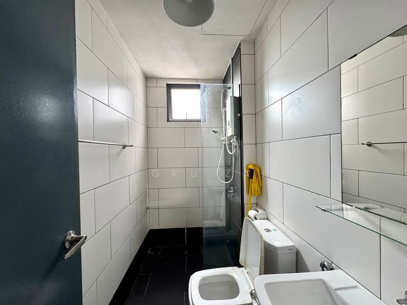 Condominium for Sale at Selayang 18 - Tengku Zairi - Bathroom - PropertyGuru.com.my