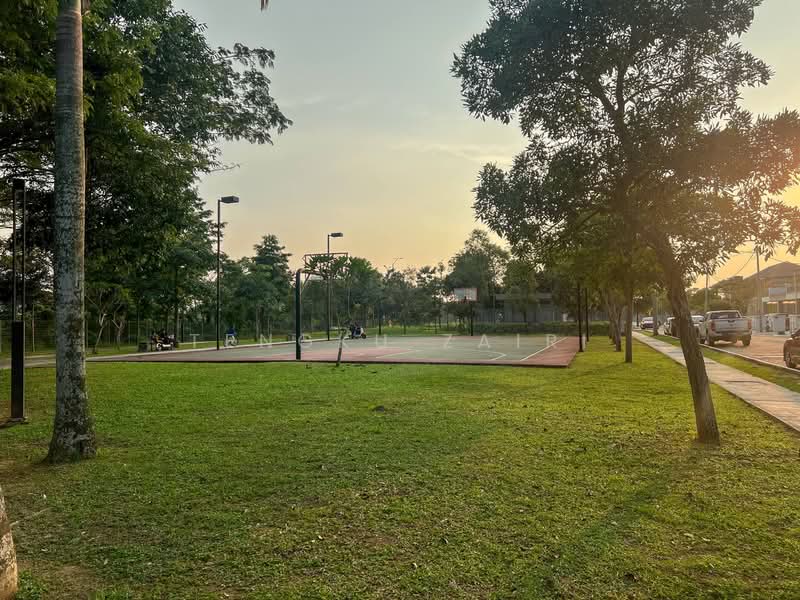 Townhouse for Sale in Kuala Selangor (Selangor) - Tengku Zairi - Exterior - PropertyGuru.com.my