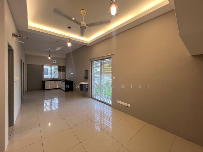 Townhouse for Sale in Kuala Selangor (Selangor) - Tengku Zairi - Kitchen - PropertyGuru.com.my