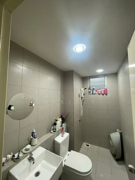Condominium for Rent at Lakefront Homes - Amirul Fikry Zulkifly - Bathroom - PropertyGuru.com.my