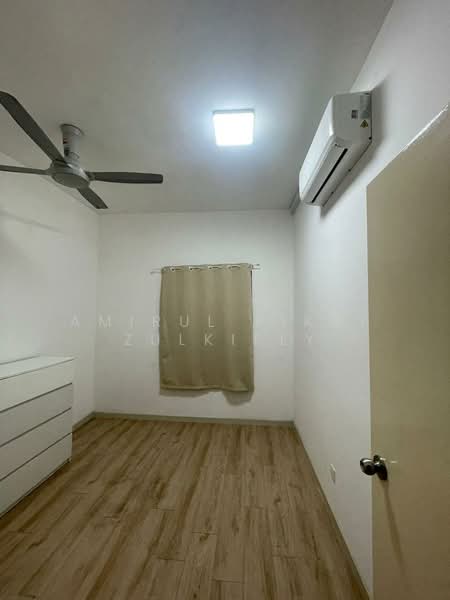 Condominium for Rent at Lakefront Homes - Amirul Fikry Zulkifly - PropertyGuru.com.my
