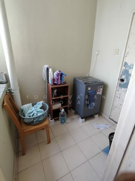 Apartment for Rent at Pangsapuri Kasuarina - Yogesvaran Poovan - Interior - PropertyGuru.com.my