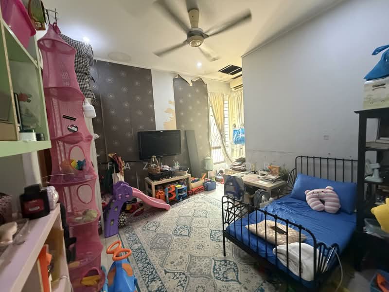 3-storey Terraced House for Sale in Denai Alam (Shah Alam) - Fazie Noor - Bedroom - PropertyGuru.com.my