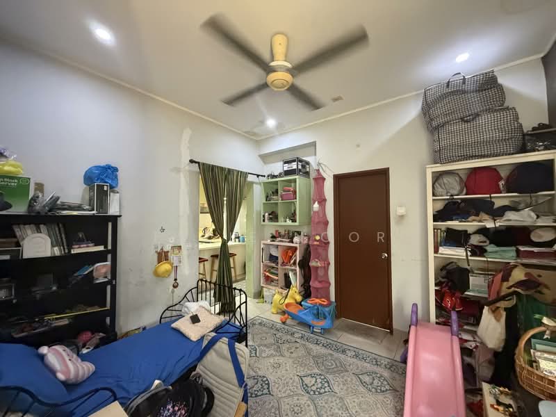 3-storey Terraced House for Sale in Denai Alam (Shah Alam) - Fazie Noor - Bedroom - PropertyGuru.com.my