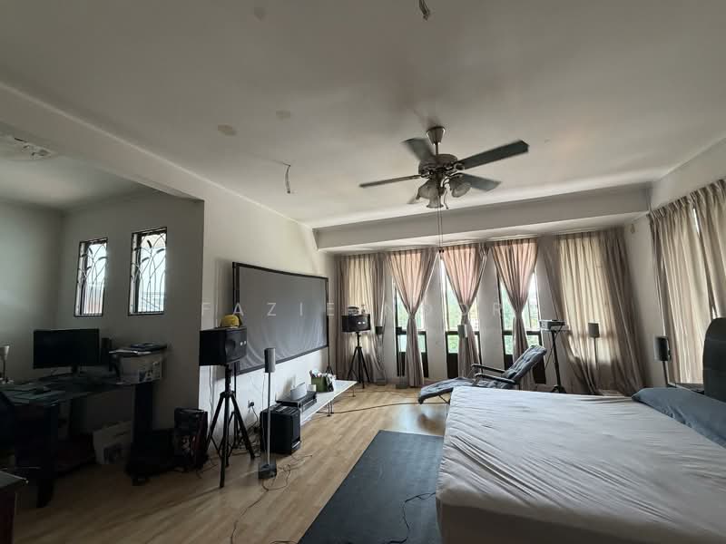 3-storey Terraced House for Sale in Denai Alam (Shah Alam) - Fazie Noor - Bedroom - PropertyGuru.com.my