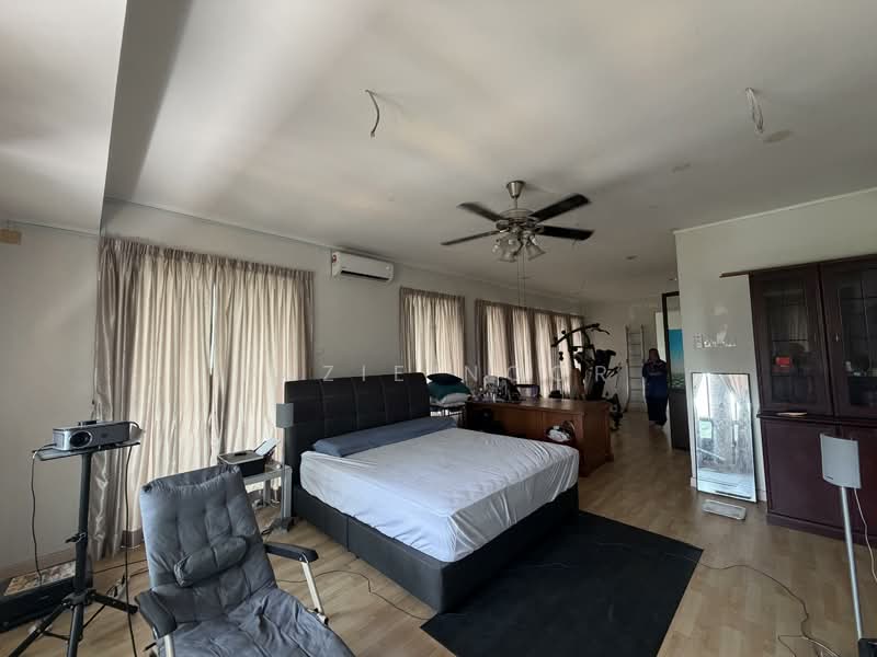 3-storey Terraced House for Sale in Denai Alam (Shah Alam) - Fazie Noor - Bedroom - PropertyGuru.com.my