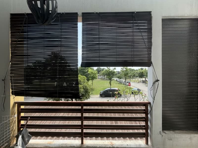 3-storey Terraced House for Sale in Denai Alam (Shah Alam) - Fazie Noor - Balcony - PropertyGuru.com.my