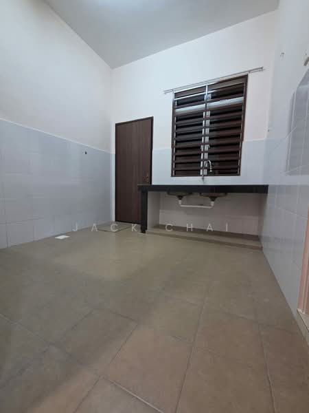 Kampar Putra untuk Untuk Dijual - RM 380,000, Feb 2026 - Kitchen - PropertyGuru.com.my