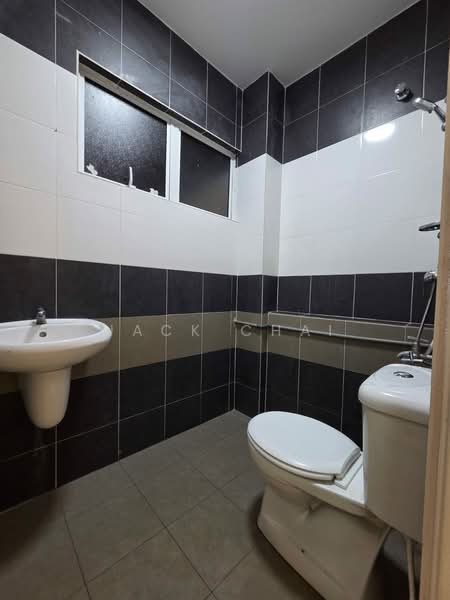 Kampar Putra untuk Untuk Dijual - RM 380,000, Feb 2026 - Bathroom - PropertyGuru.com.my