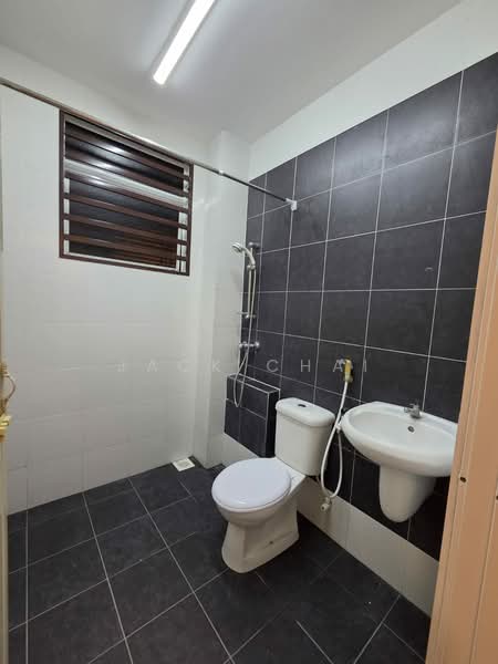 Kampar Putra untuk Untuk Dijual - RM 380,000, Feb 2026 - Bathroom - PropertyGuru.com.my