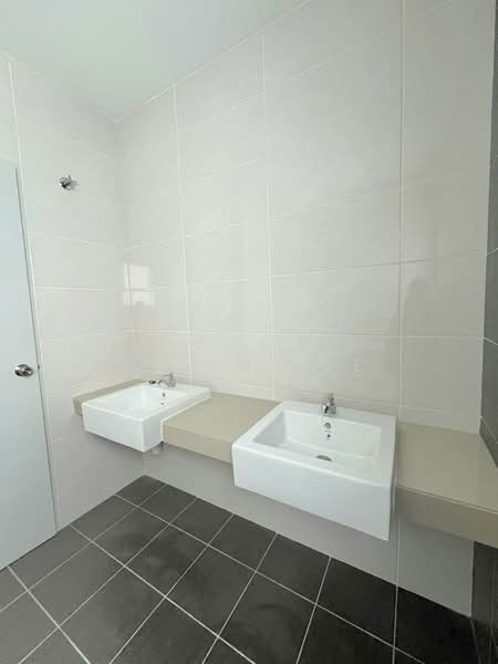 Townhouse for Rent in Taman Akasia (Semenyih) - Daniel Je - Bathroom - PropertyGuru.com.my