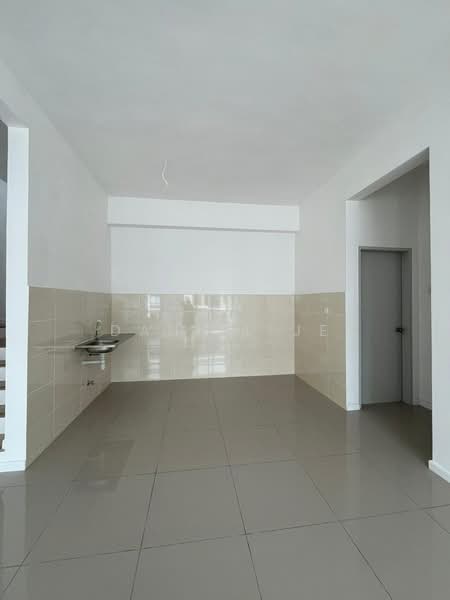 Townhouse for Rent in Taman Akasia (Semenyih) - Daniel Je - Kitchen - PropertyGuru.com.my