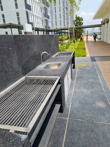 Lakefront Homes untuk Untuk Disewa - RM 1,600 /bulan, Mac 2026 - Exterior - PropertyGuru.com.my