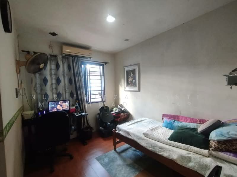 Taman Johor Jaya untuk Untuk Dijual - RM 375,000, Feb 2026 - Bedroom - PropertyGuru.com.my